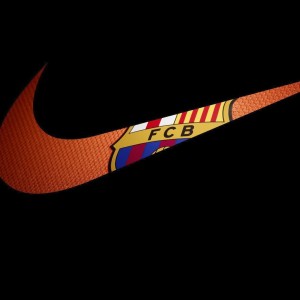 Kaiyun官方网站-梅西的怒吼与摔碎的水瓶，当足球场变成情绪炼狱，摔瓶怒吼，梅西的绿茵情绪炼狱